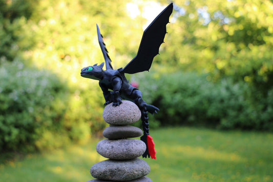 3D Printed Toothless - Articulated Night Fury Dragon Toy | How to Train Your Dragon