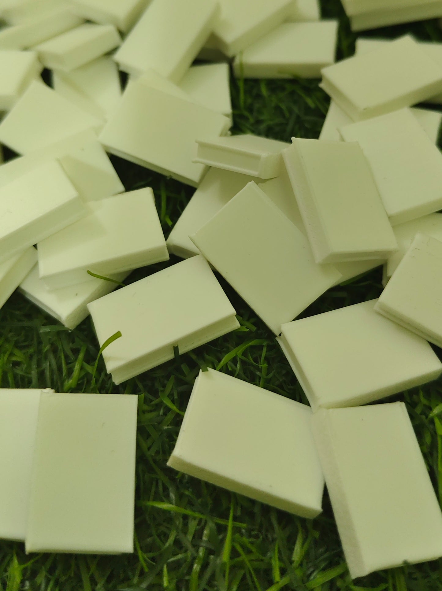 3D Printed Miniature White Books – Set of Minimalist Book Blocks