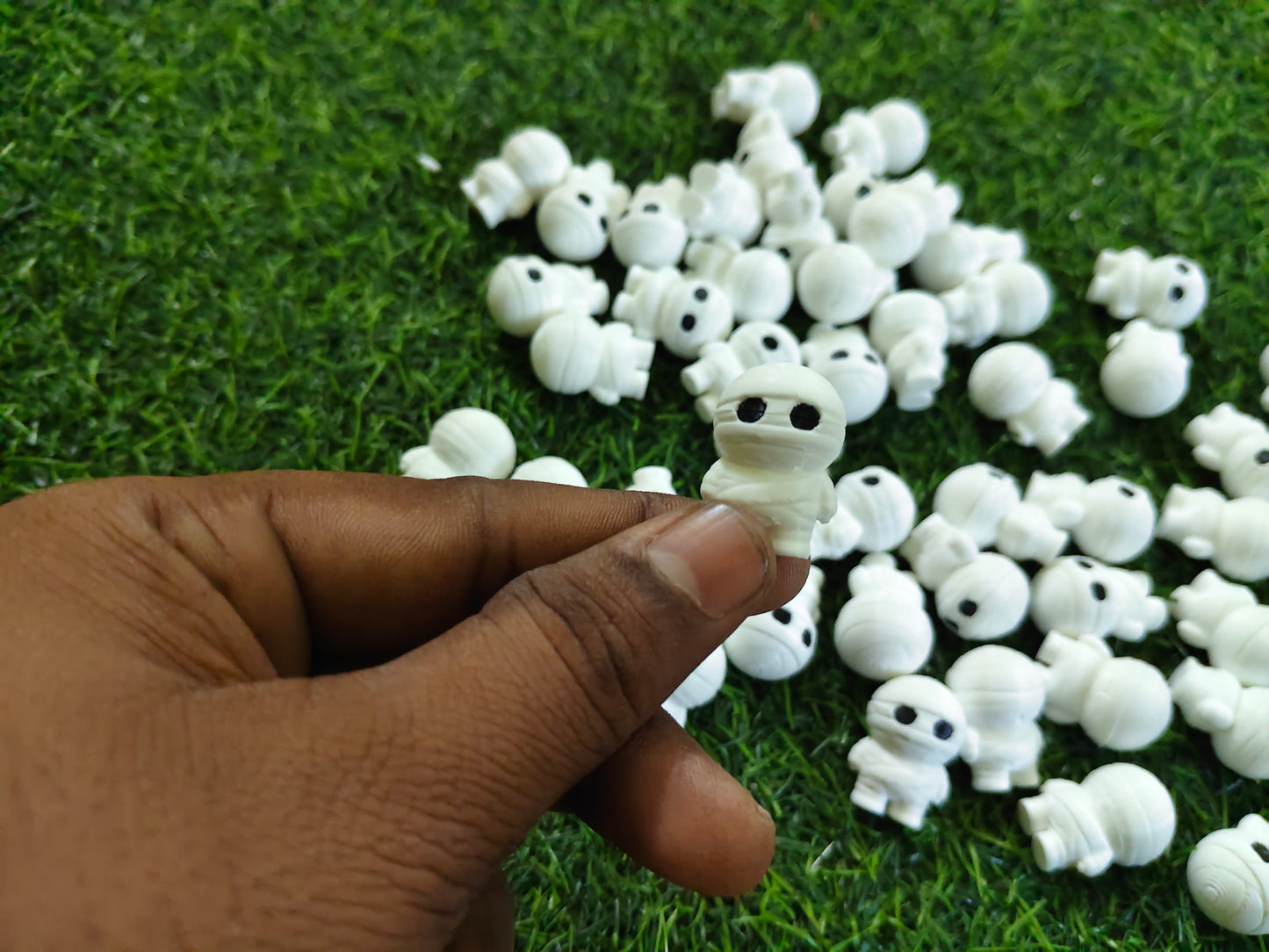 3D Printed Halloween Mummy – Set of 10 Minis