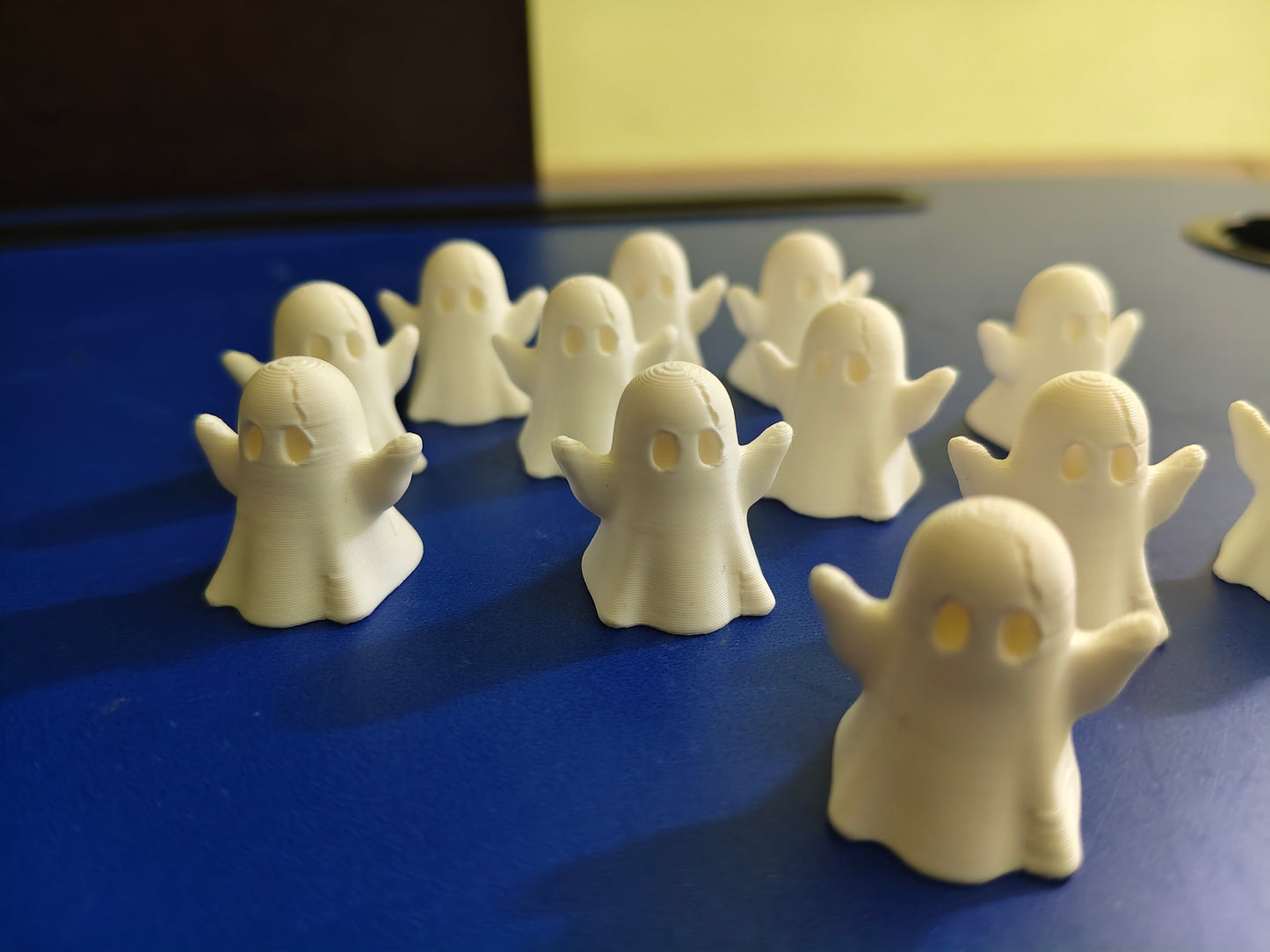 3D Printed Halloween Ghost – Set of 10 Minis